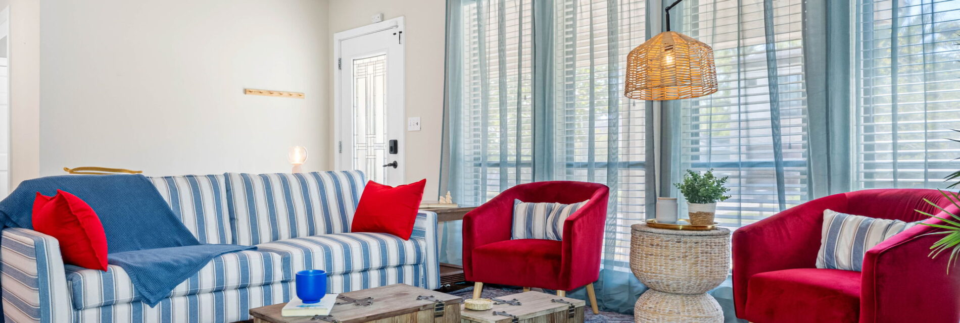 Boho nautical Airbnb — Airbnb Boho Design in Tampa, FL by Michael Intérieurs